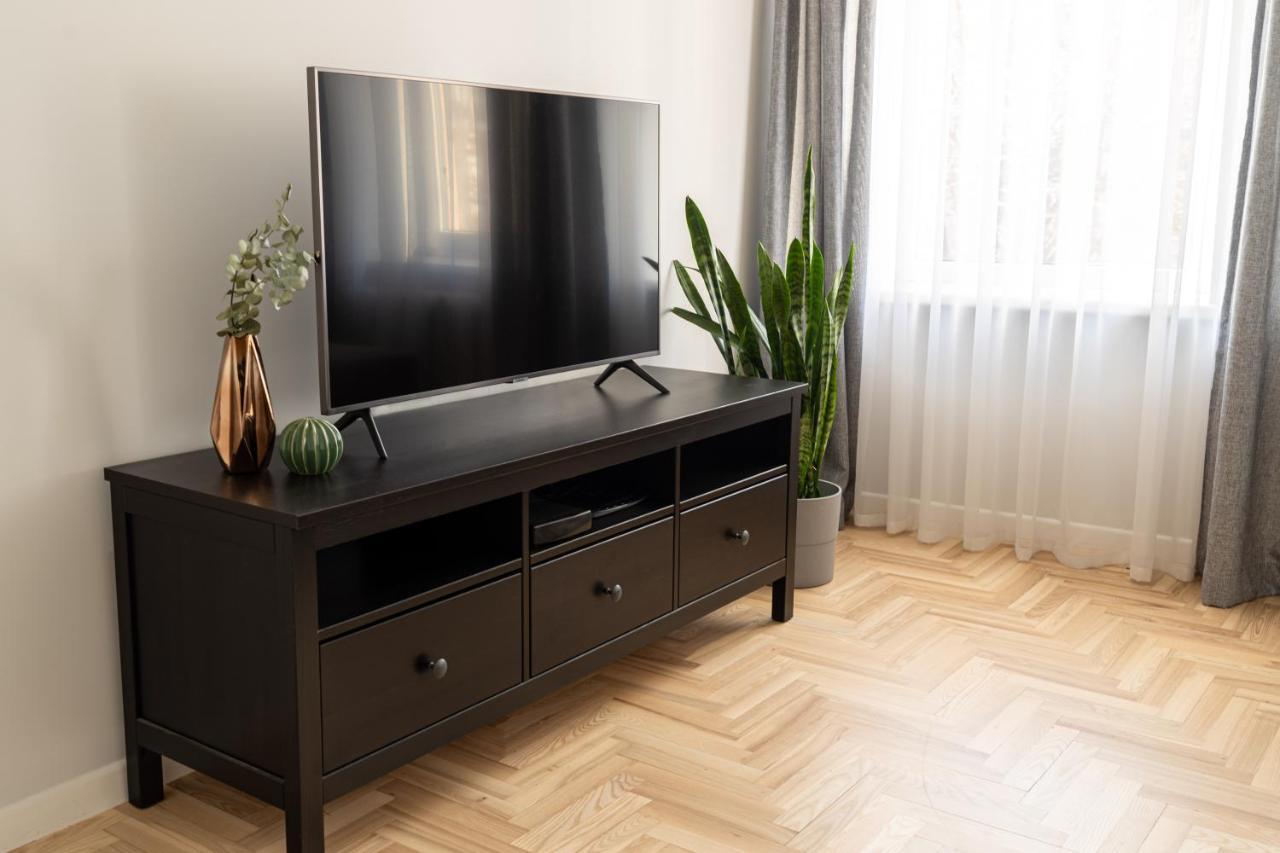 Lovely Apartment In The City Center Kaunas Exterior foto